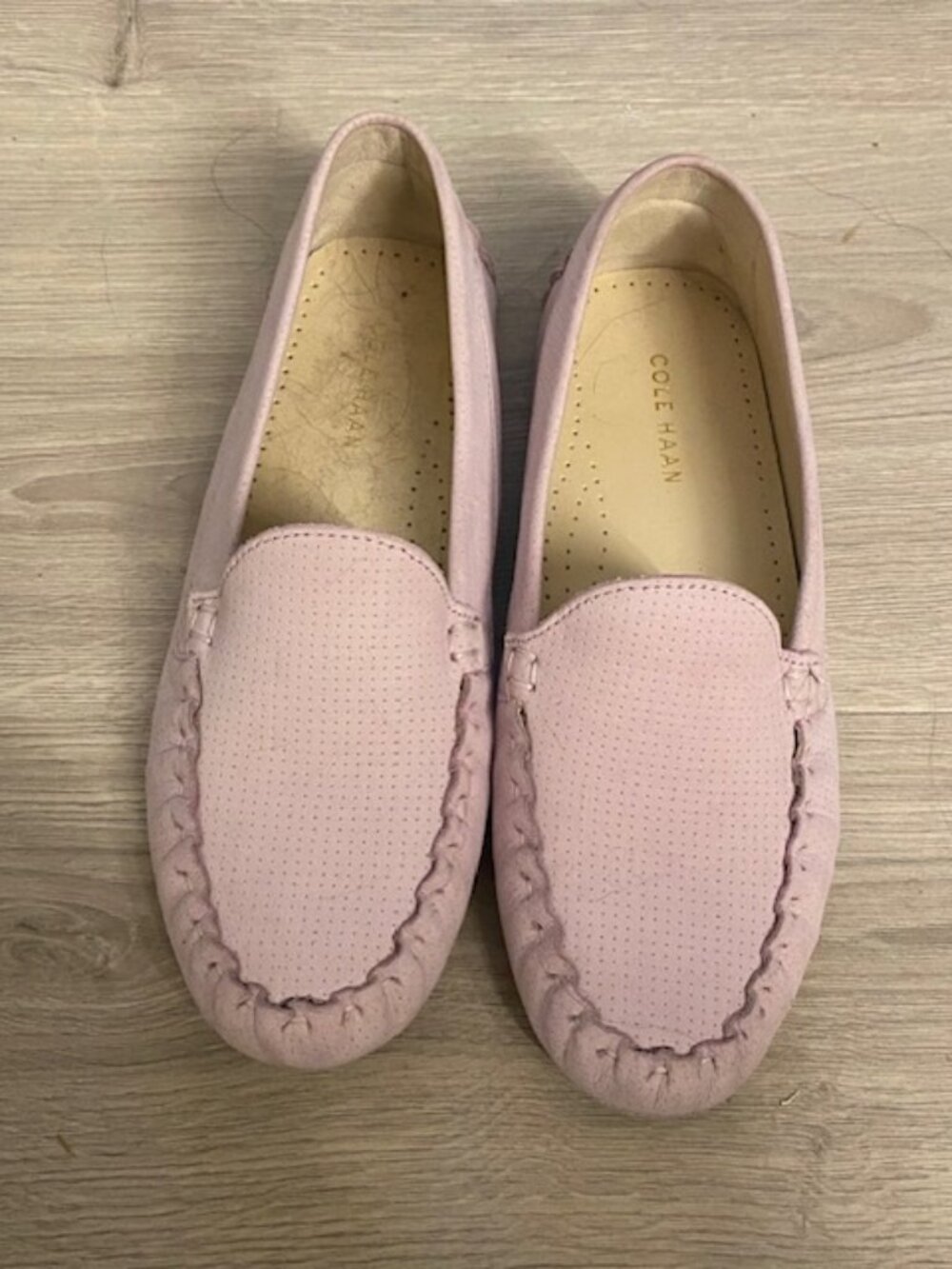 Cole Haan Pink Perforated Suede Driving Moccasins Sz 5